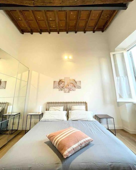 Aphrodite Apartment Piazza Venezia Rome Exterior photo