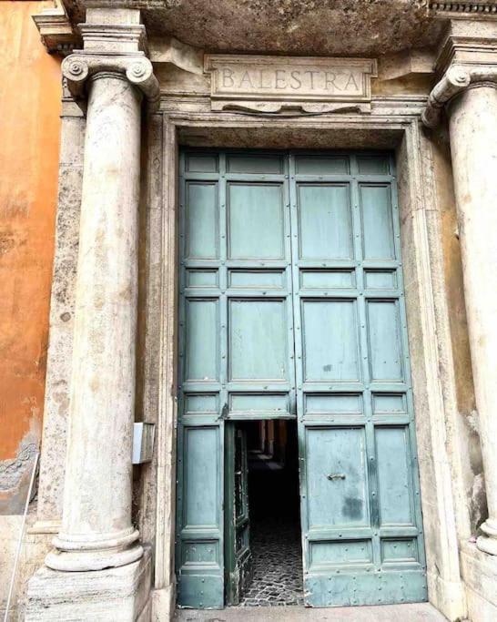 Aphrodite Apartment Piazza Venezia Rome Exterior photo